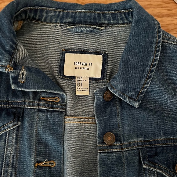 Forever 21 Los Angeles Woman’s Jean Jacket Size M - Picture 2 of 4